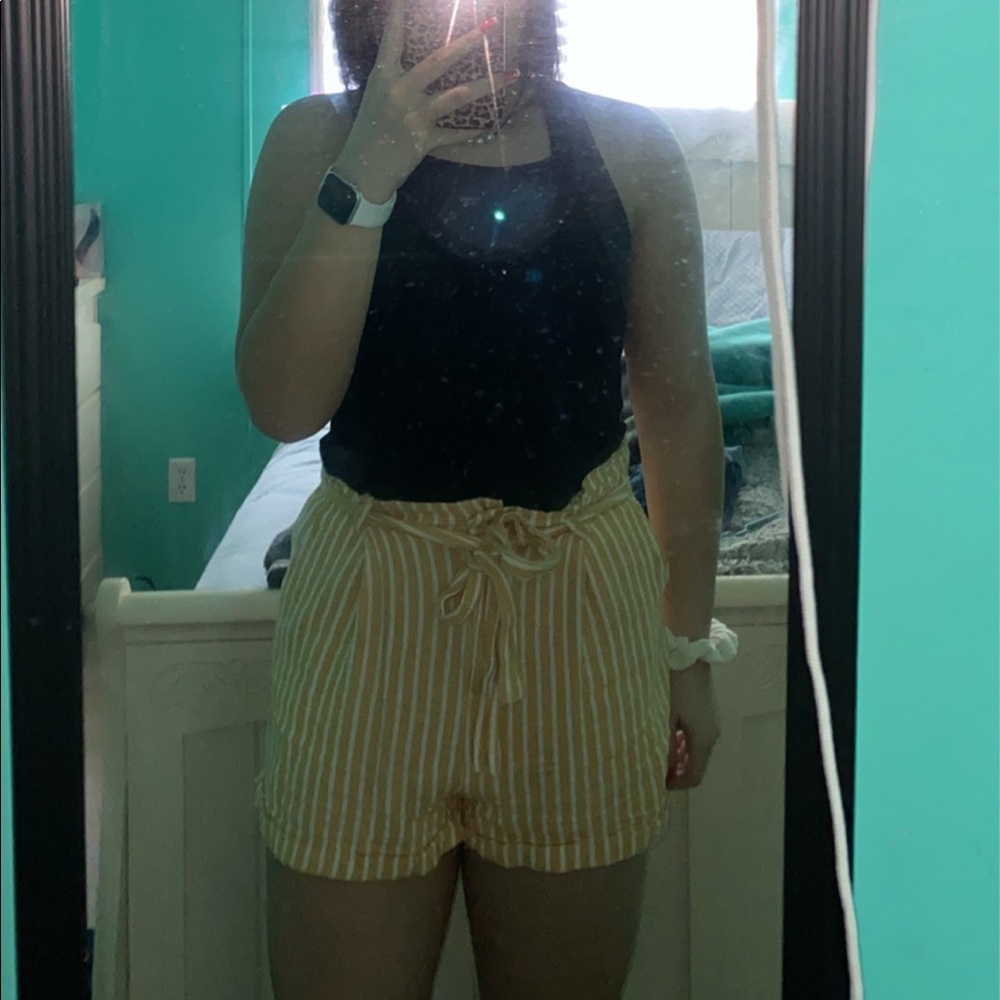 Yellow and white cute forever 21 shorts